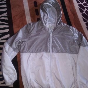 Wind breaker jaket size small